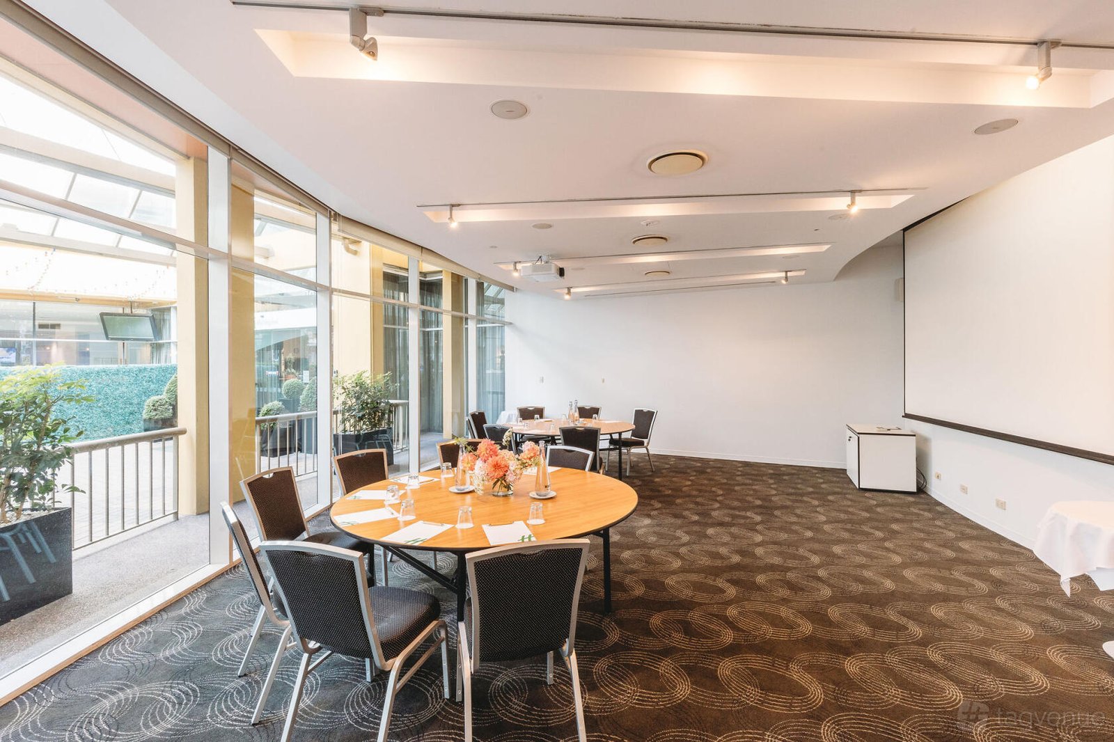 Wattle Room at Holiday Inn Sydney Potts Point photo 4