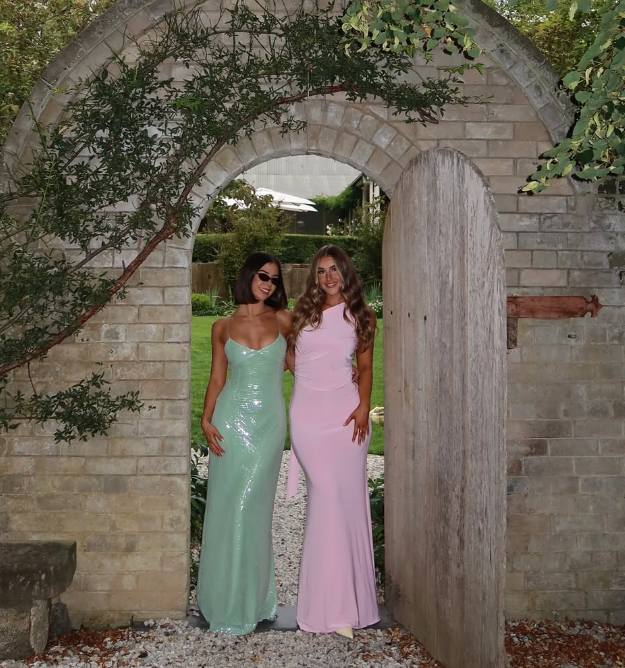 New Romantics Andy Diamond Bodice Maxi Dress In Apple photo 3