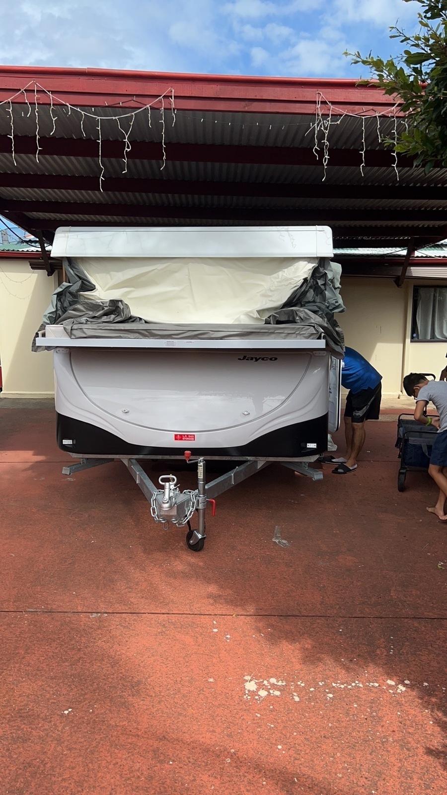 6 Berth Almost New Family Camper photo 4