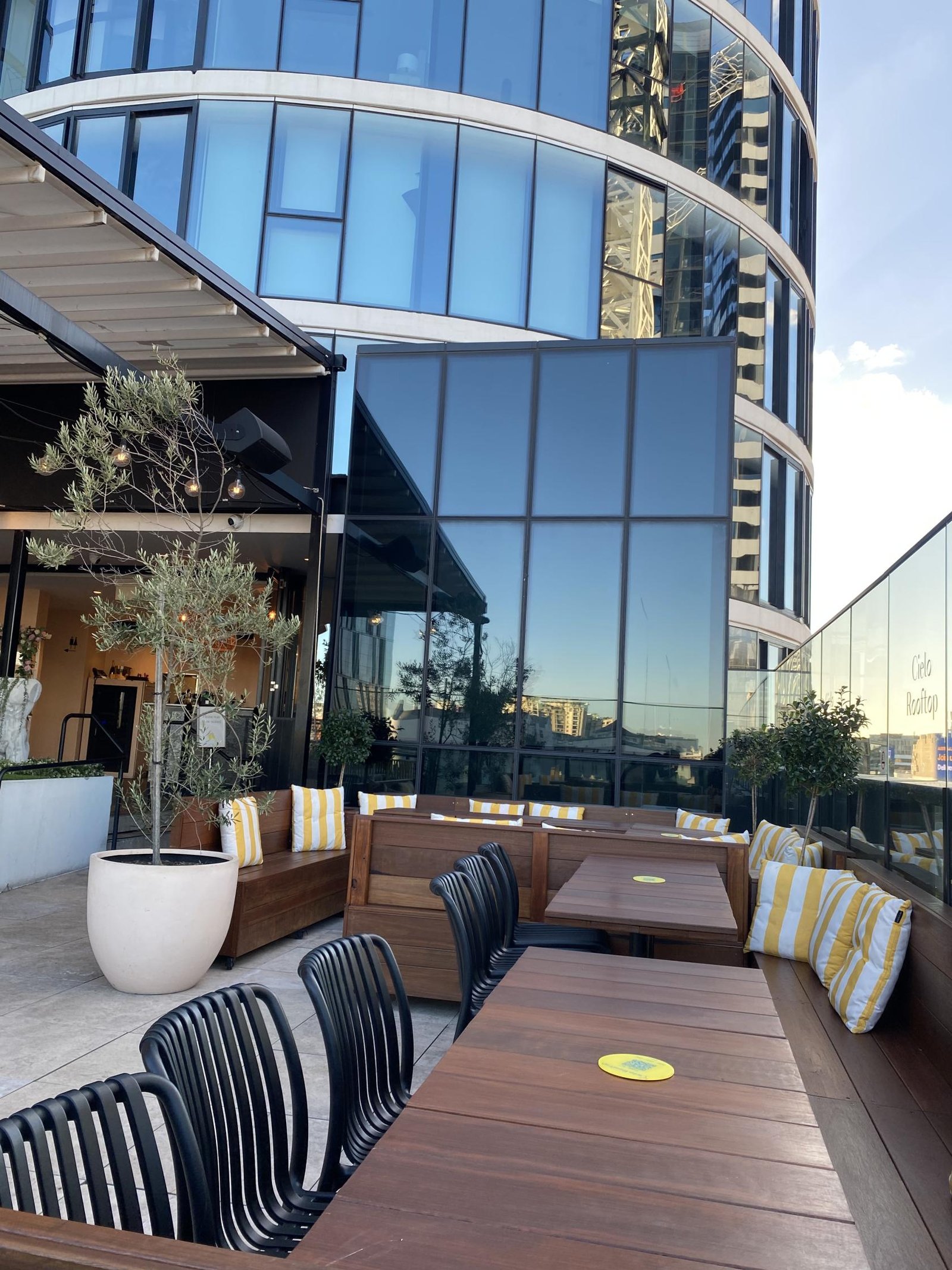 The Garden Lounge at Cielo Rooftop photo 16