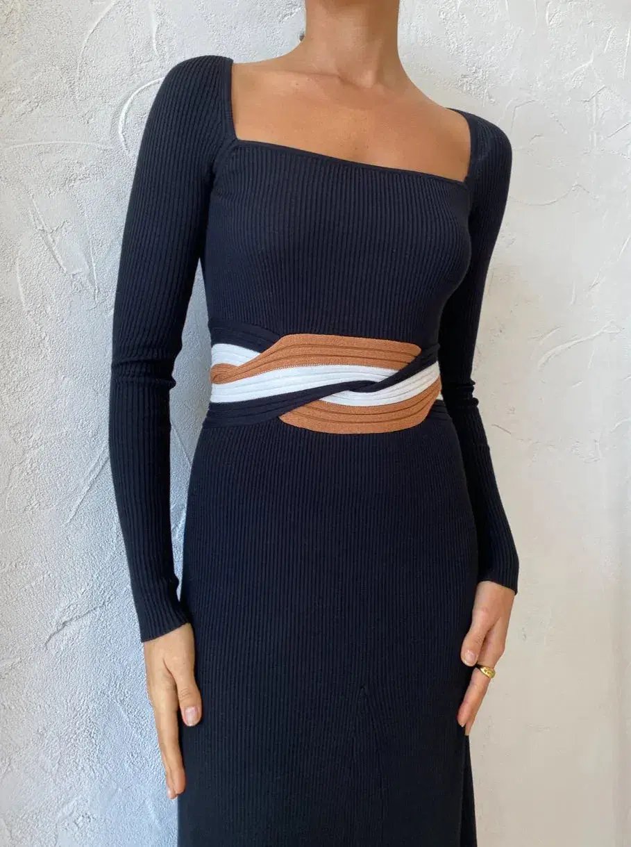 Sovere Inertia Knit Midi Dress Black Size 10 photo 3