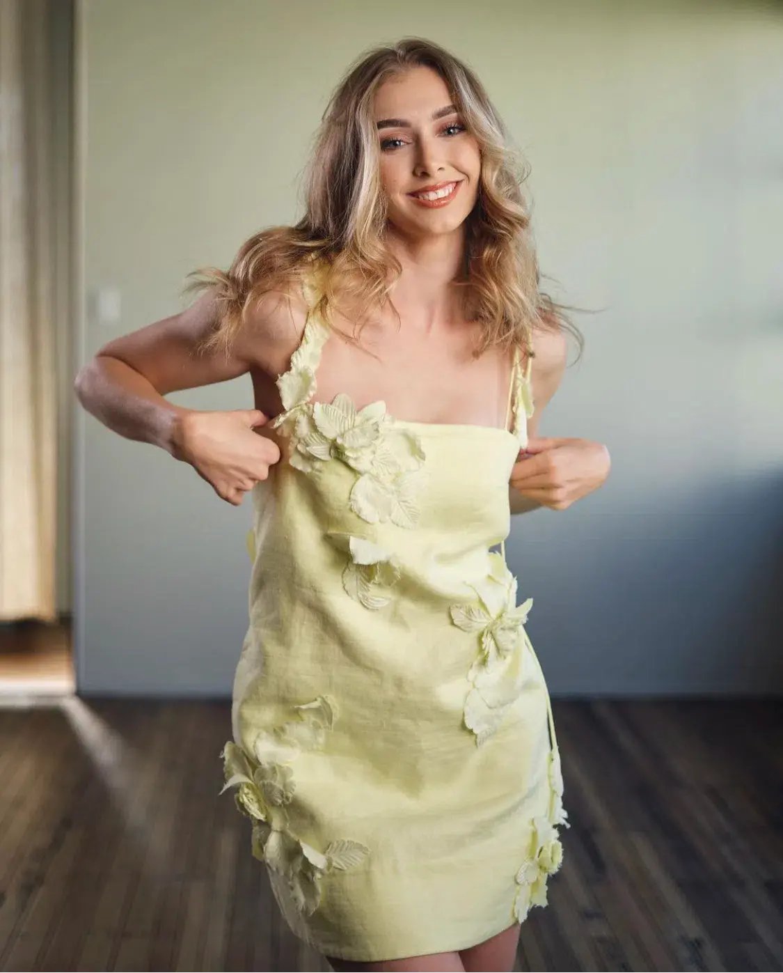 Zimmermann High Tide Lift Off Flower Mini Dress Lemon Yellow Size 1 / Au 10 photo 2