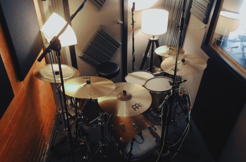 1124 The Studio photo 11