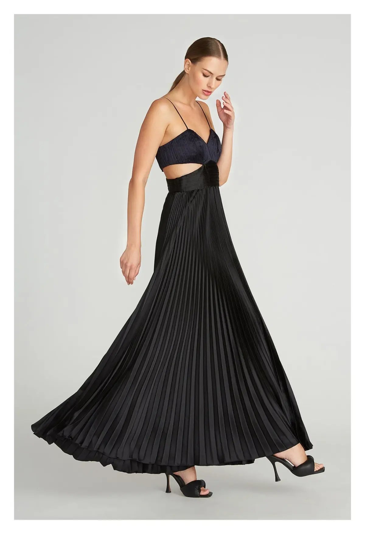 Amur Elodie Pleated Cut-Out Maxi Dress Navy & Black Size 8 photo 2