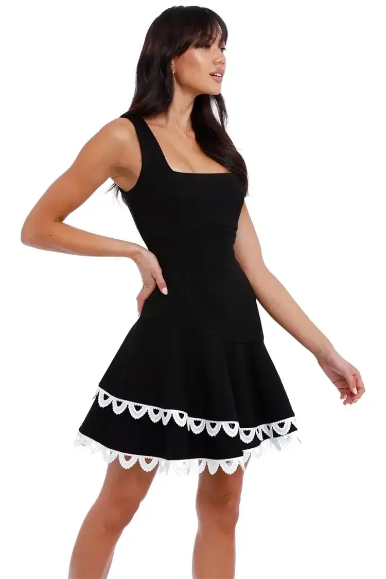 Elliatt Elevated Dress in Black Size 10 photo 4