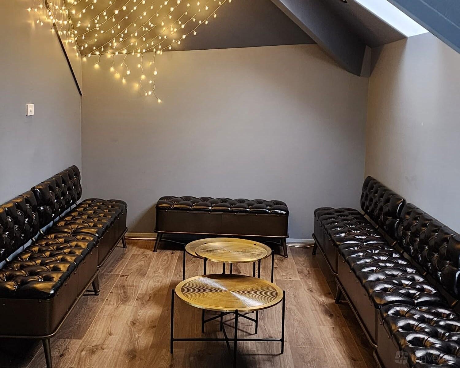 Main Bar + Party Nook at Loft on George photo 5