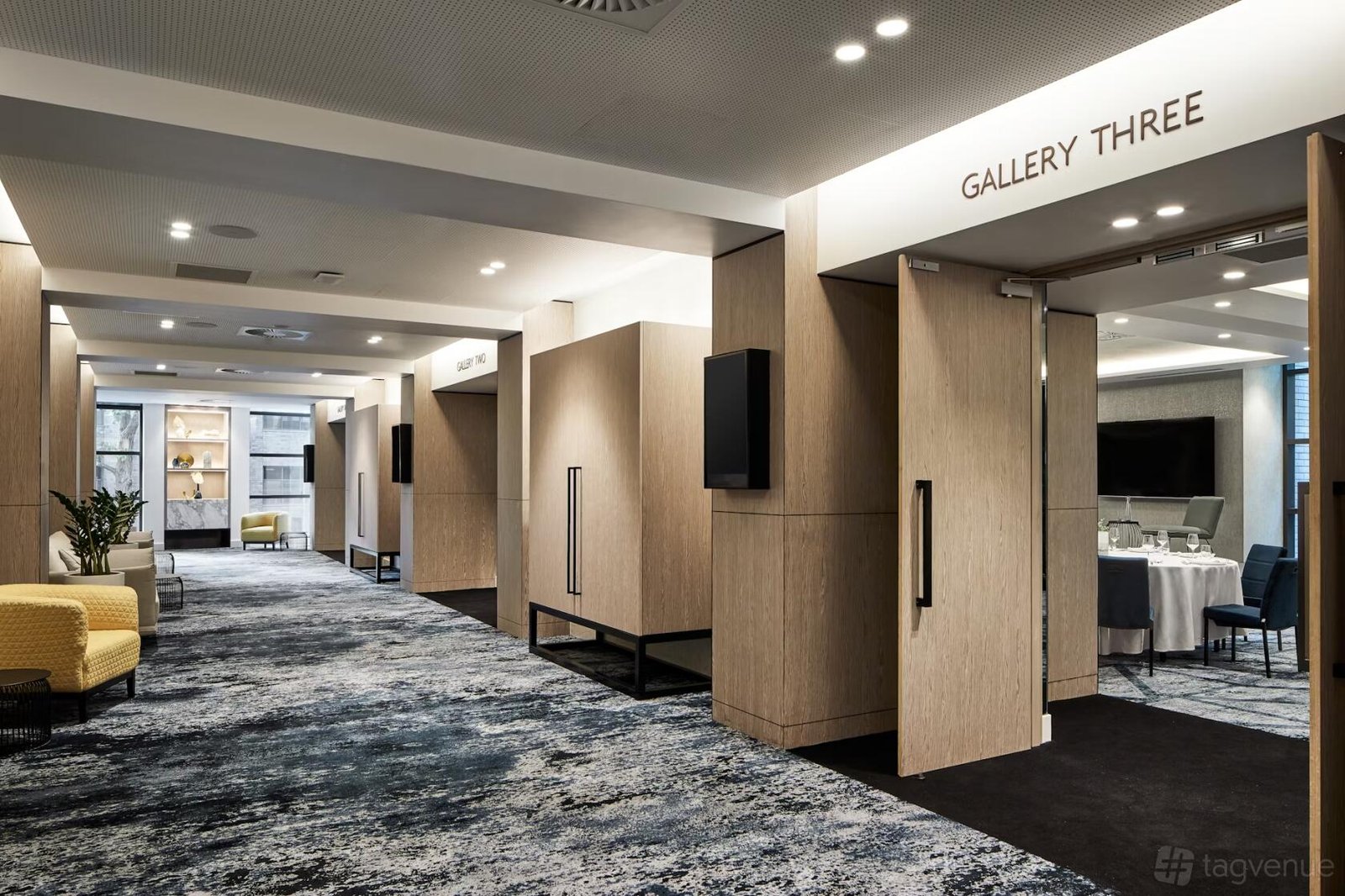 Gallery Three at Crowne Plaza Sydney Darling Harbour photo 2