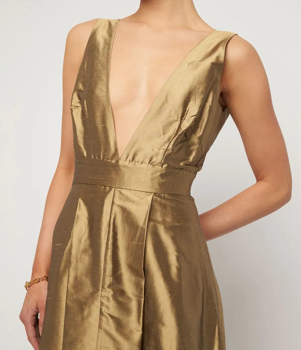 Beare Park Box Pleat Silk Gown in Marigold Gold Size AU 6 photo 2