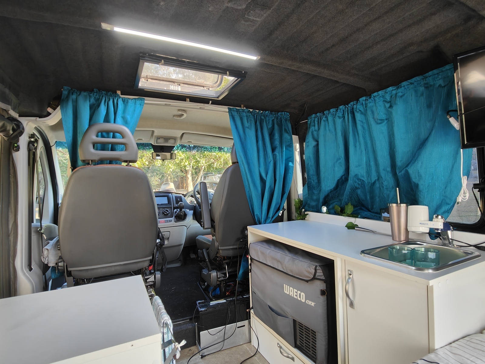 My Cozy Van - NEW LISTING photo 16