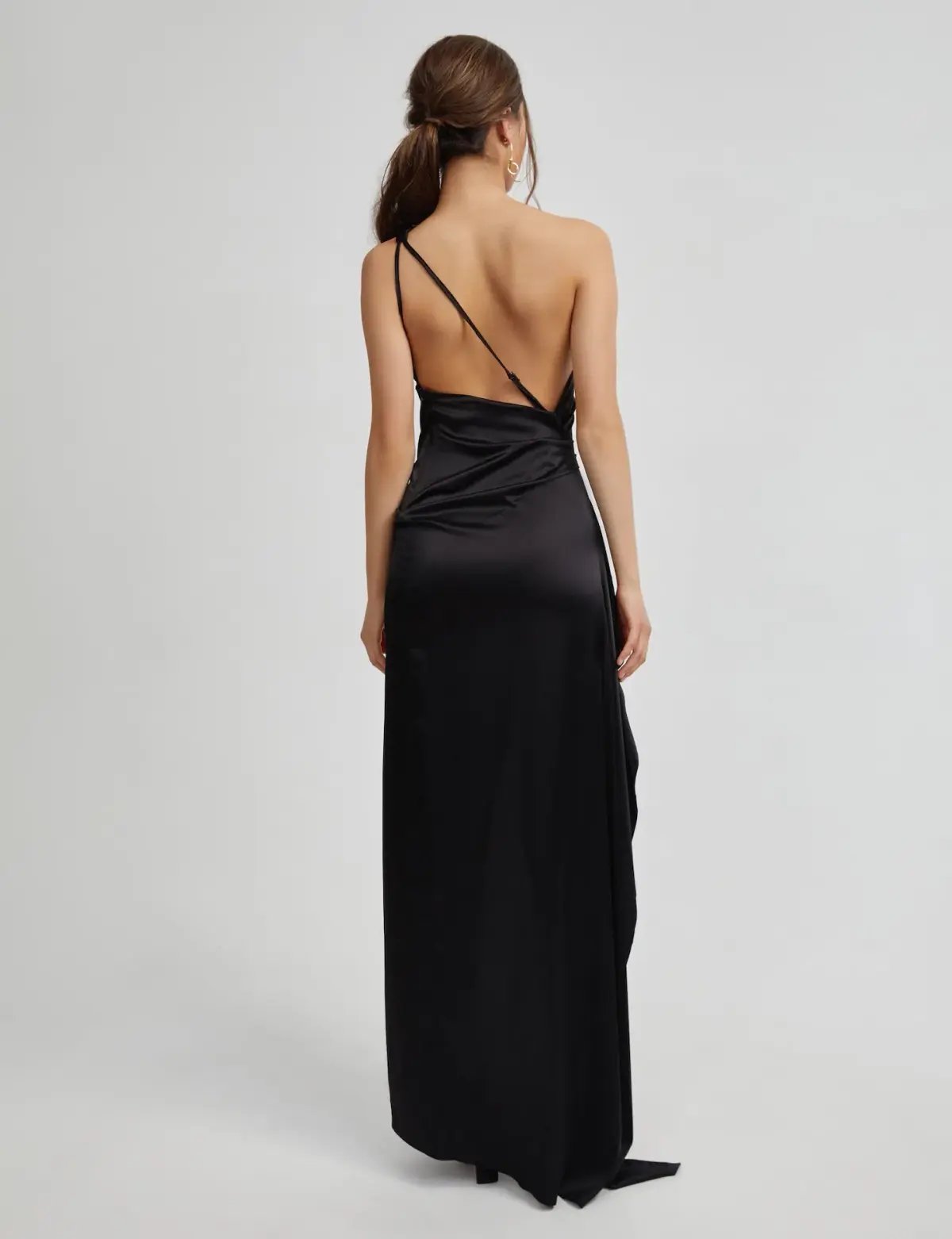 Lexi Samira Gown in Black Size 8 photo 2