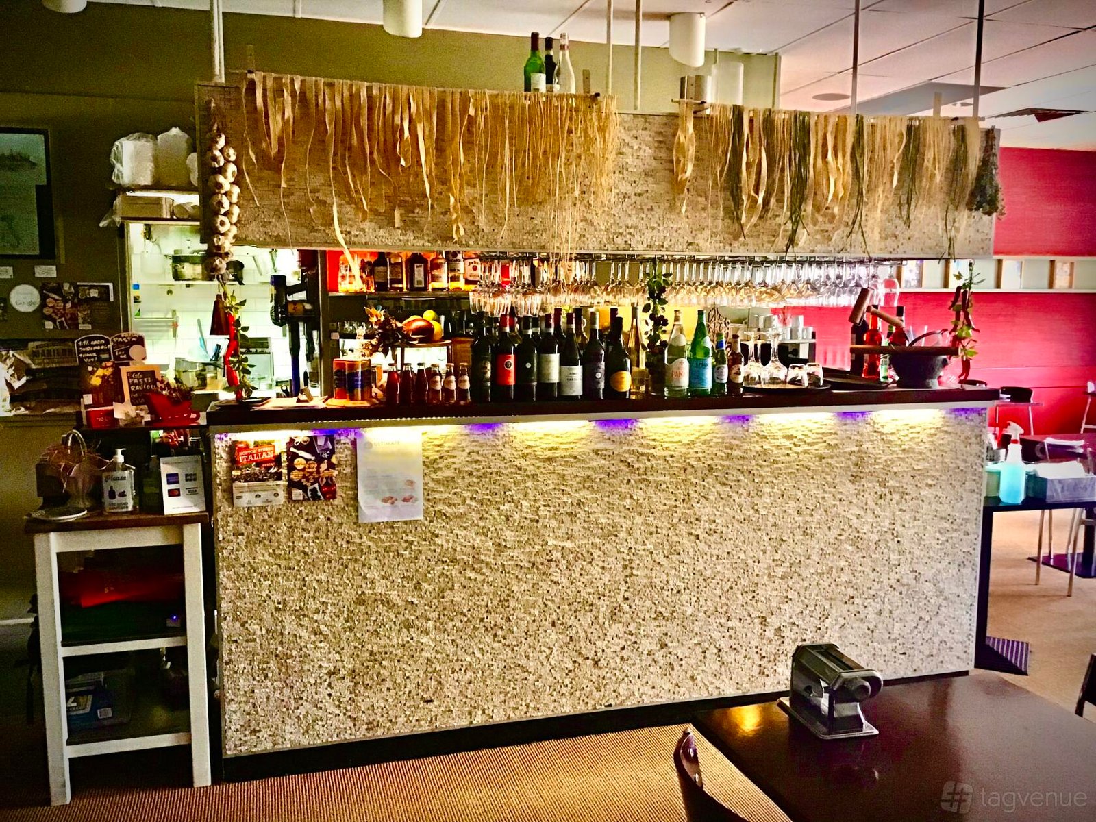 Main Room at Simo’s Kitchen photo 5