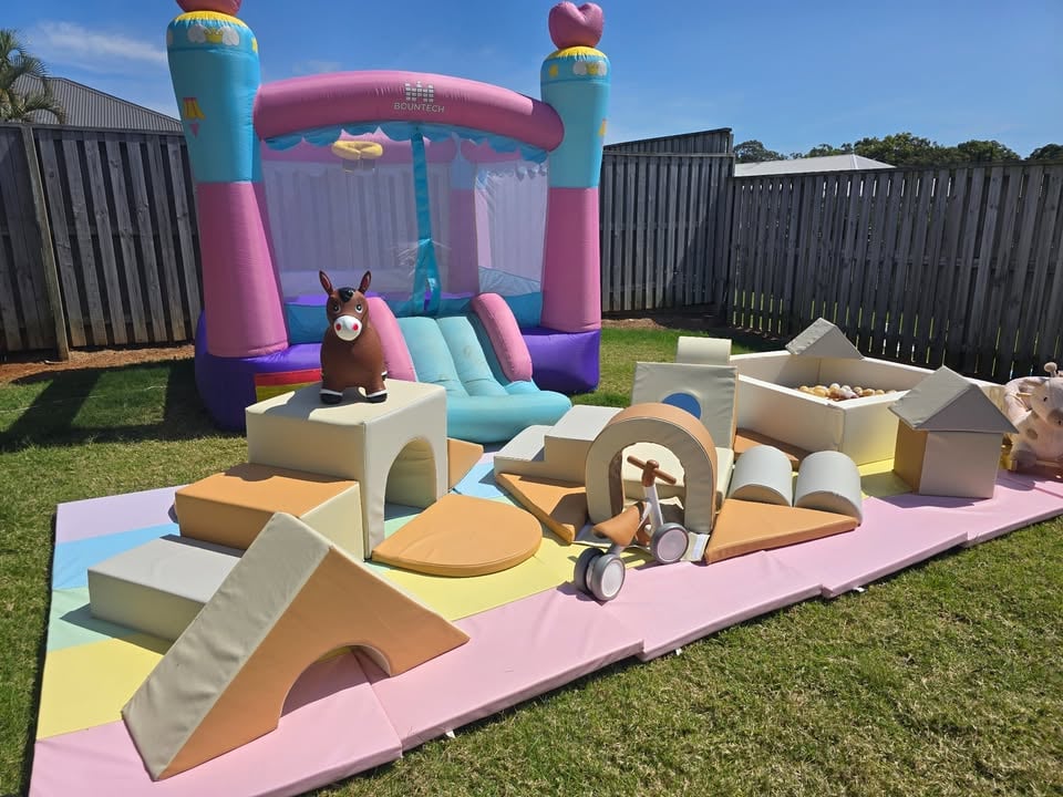 Beige bliss softplay package Hire with castle photo 3