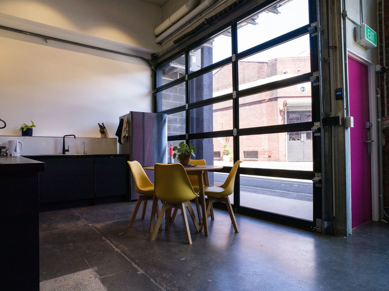 Glow Studios: G37 Boardroom photo 5