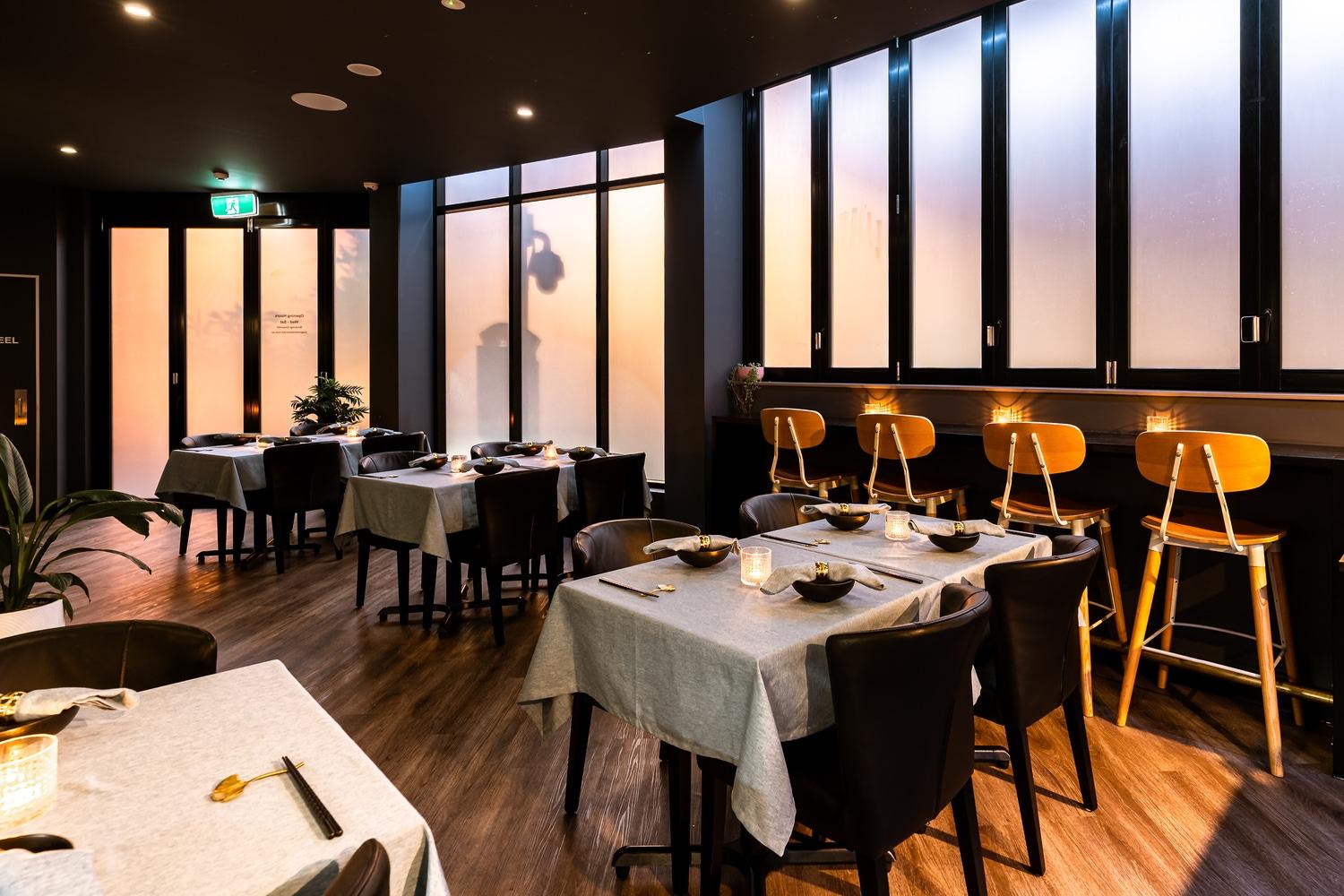 Dining Room at Magnolia - Modern Chinese photo 2