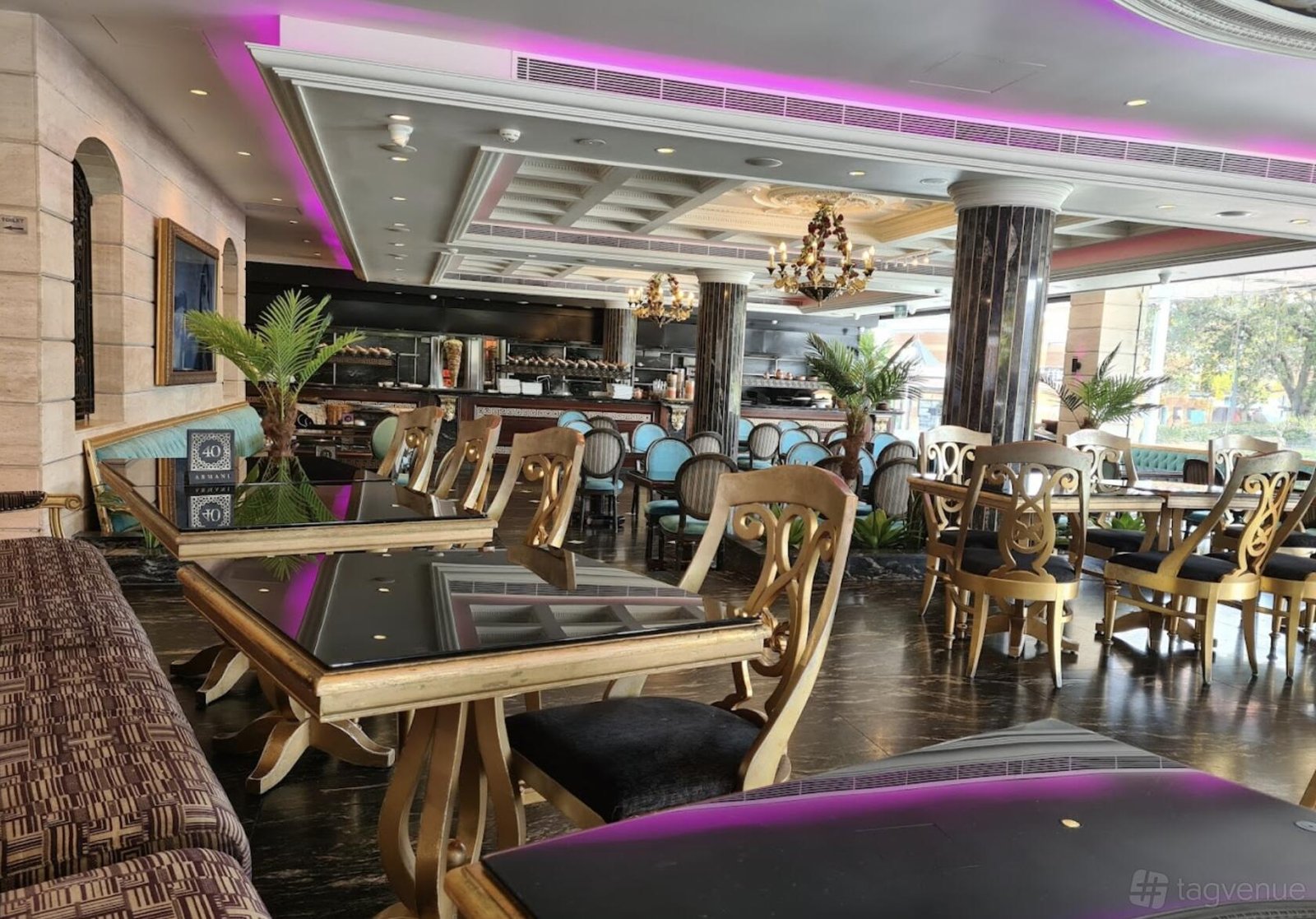 Outdoor Dining Room at Armani Restaurant photo 4