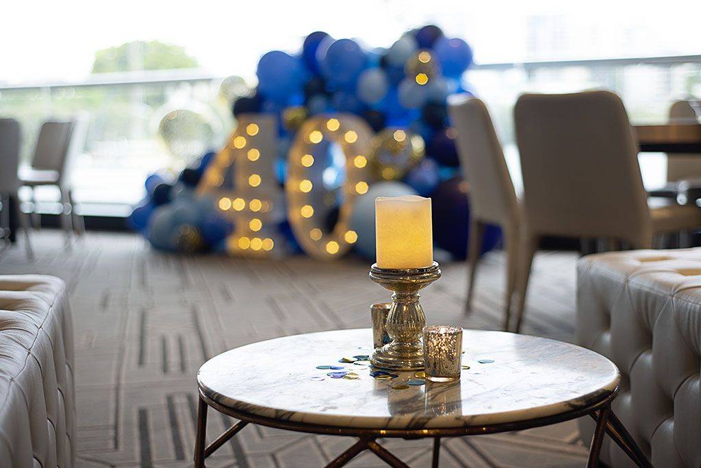 Gold Mercury Pillar Candle Holders photo 3