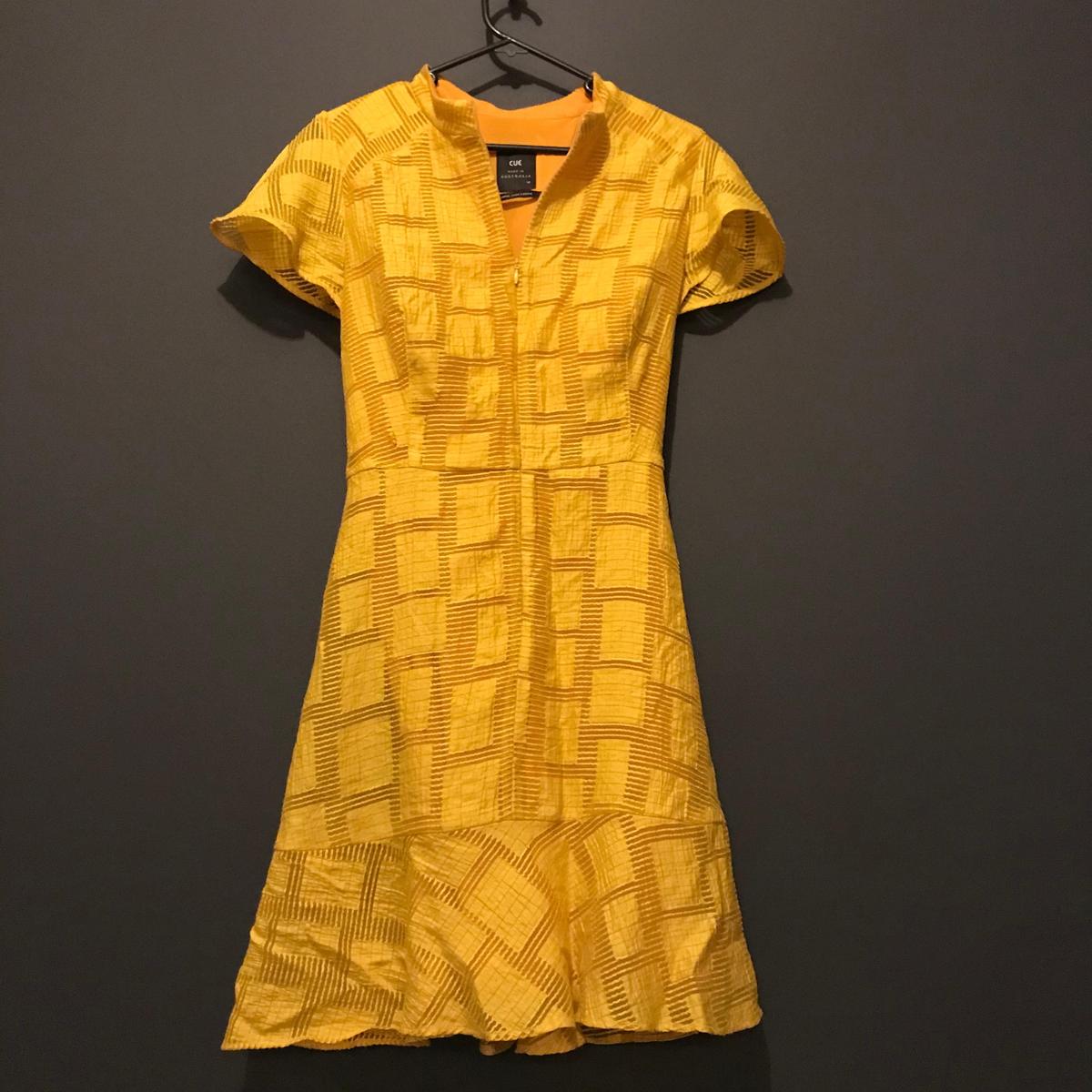 Cue Burnout Jacquard Fluted Sleeve Dress Yellow Size 14 photo 3