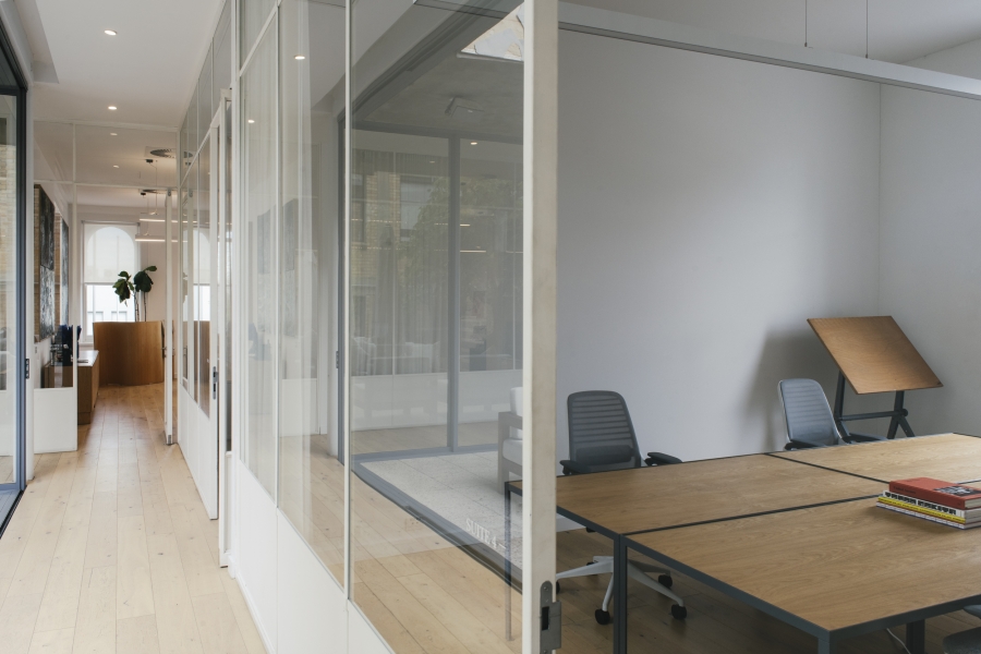 Faraday House Suite 2 photo 2