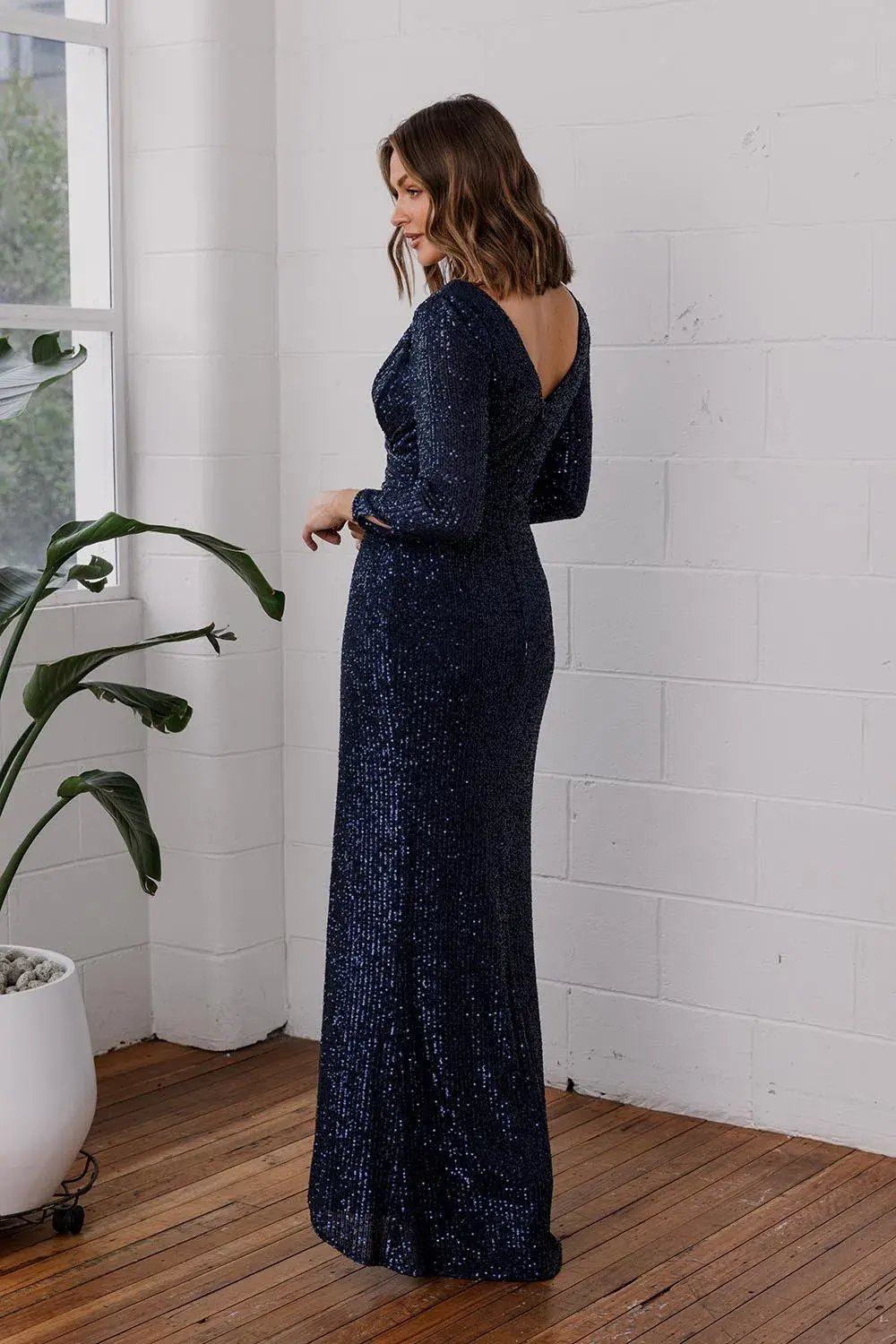 Tania Olsen Madonna Gown Navy Size 20 photo 2