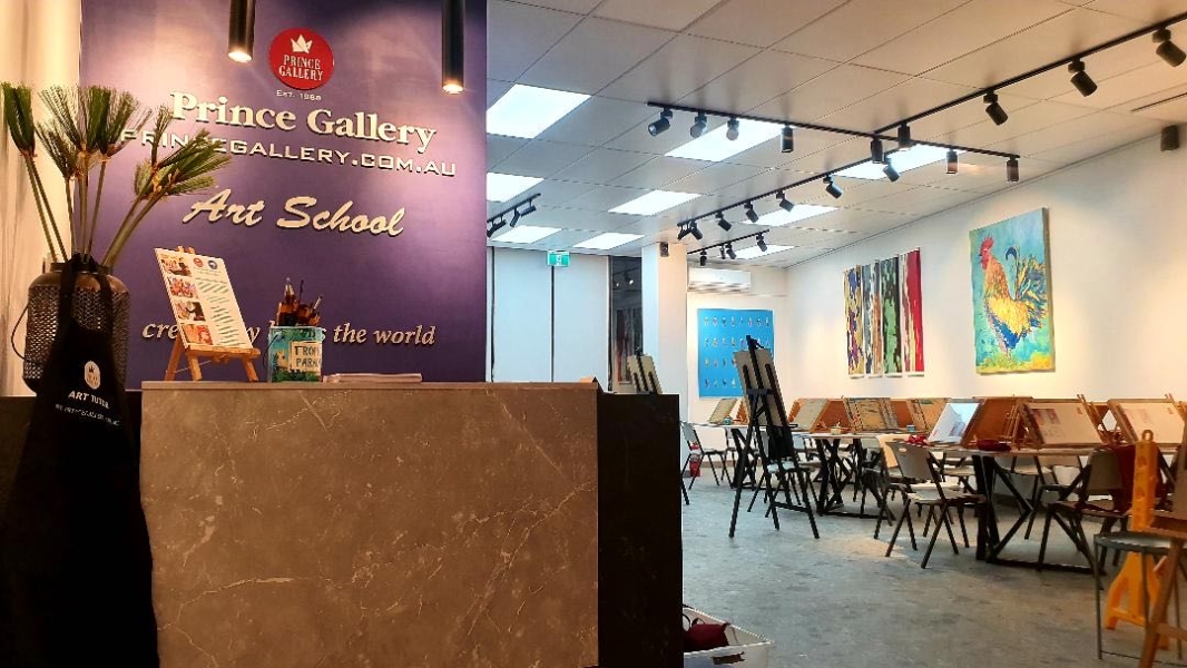 Share Space at Our Vibrant Art School & Gallery photo 3