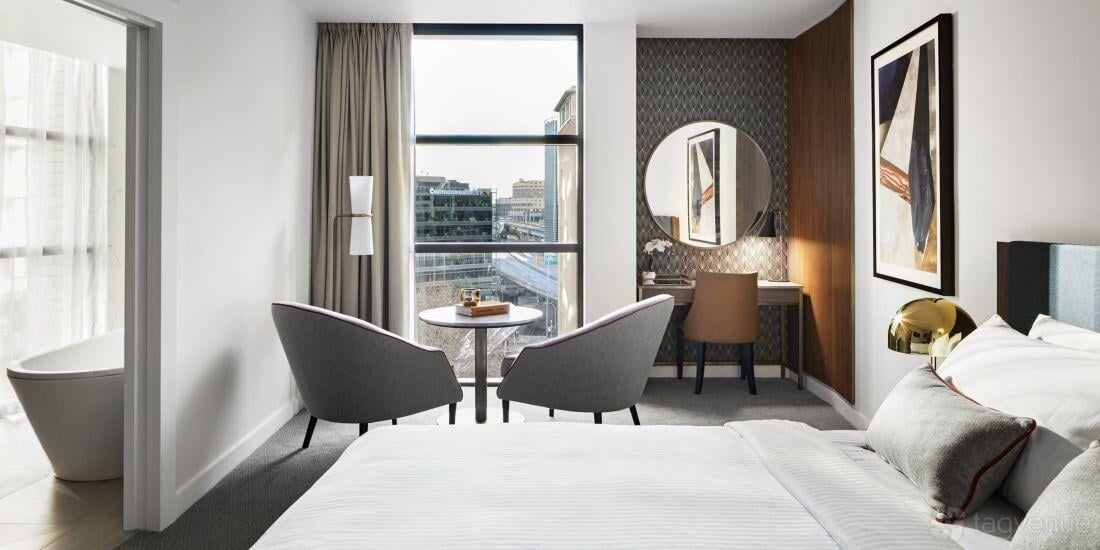 Gallery Three at Crowne Plaza Sydney Darling Harbour photo 7