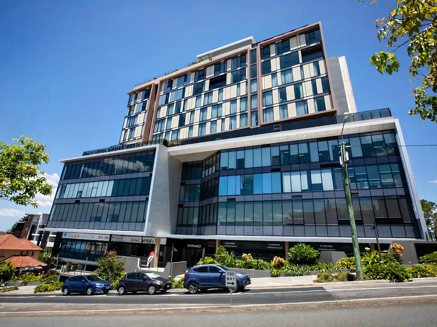 Conference Room at Essence Suites Taringa photo 23