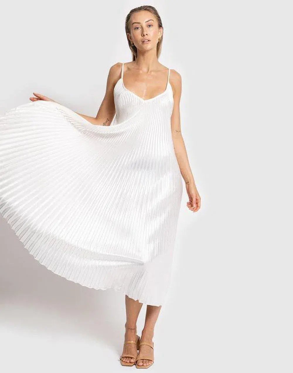 L'Idee Bisous Dress White Size 8 photo 3