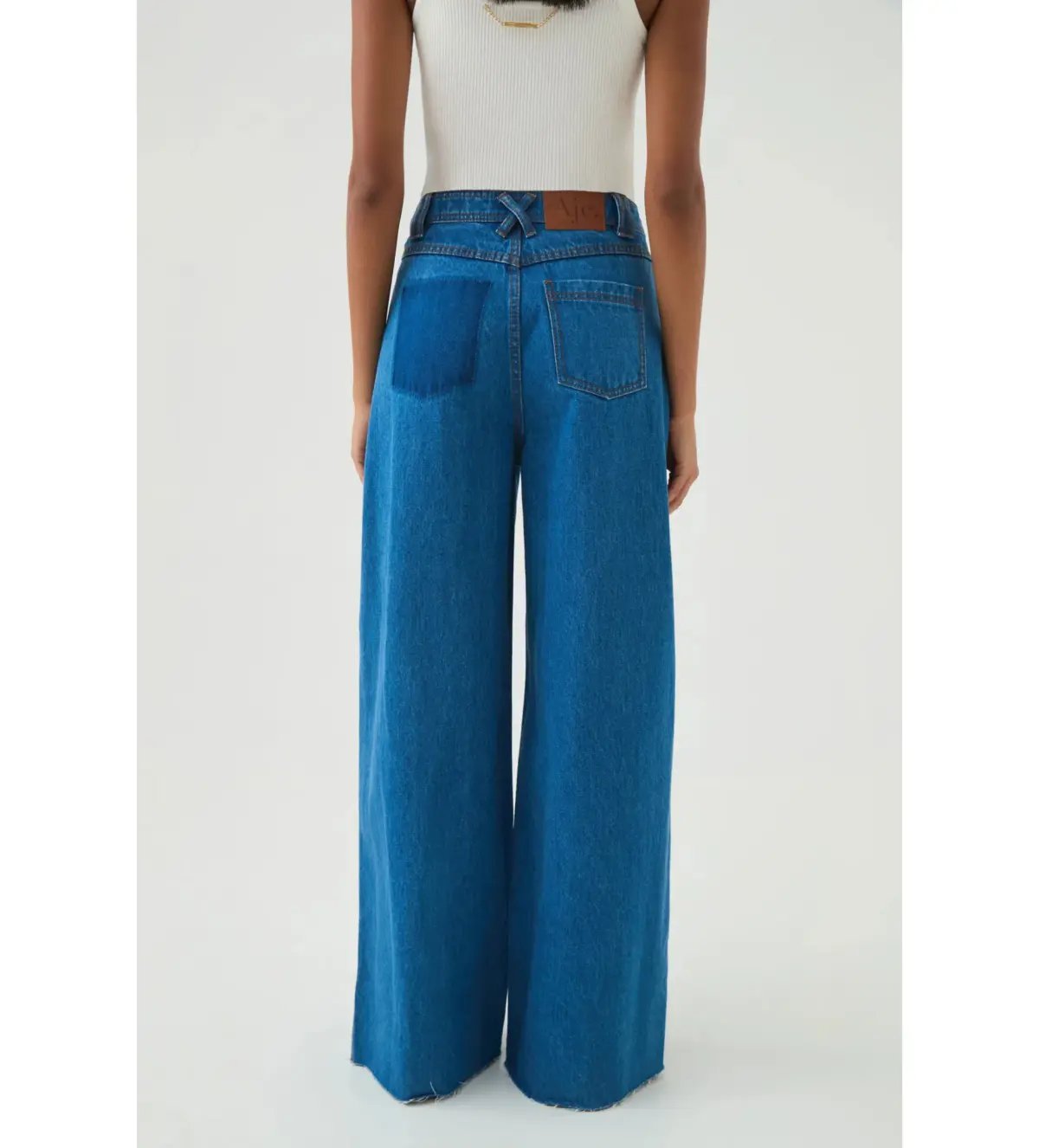 Aje Outline Denim Jeans 70's Wash Size 8 photo 3