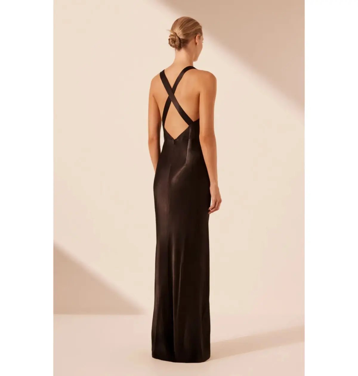 Shona Joy La Lune Plunged Cross-Back Gown Black Size AU 8 photo 3