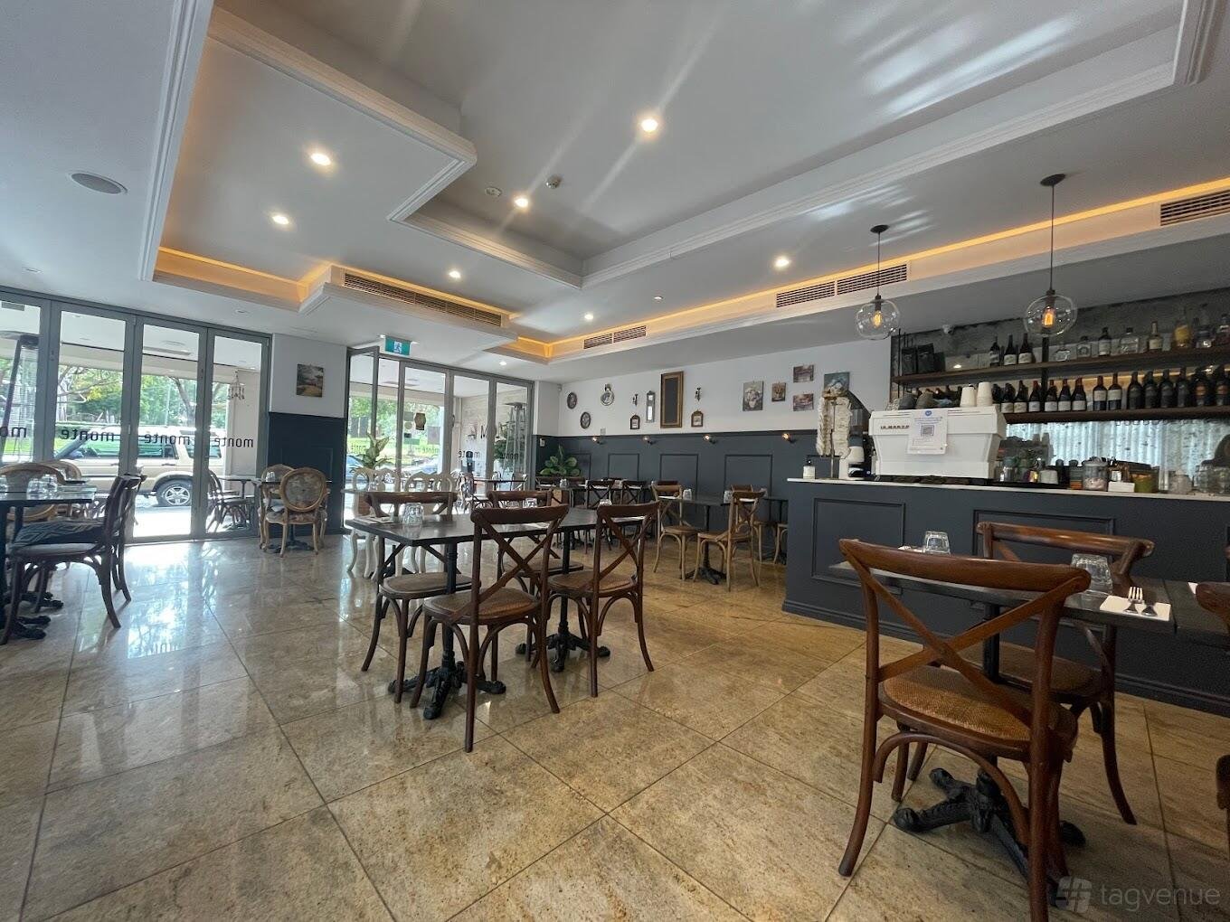 Entire Venue at Restaurant Monté photo 3