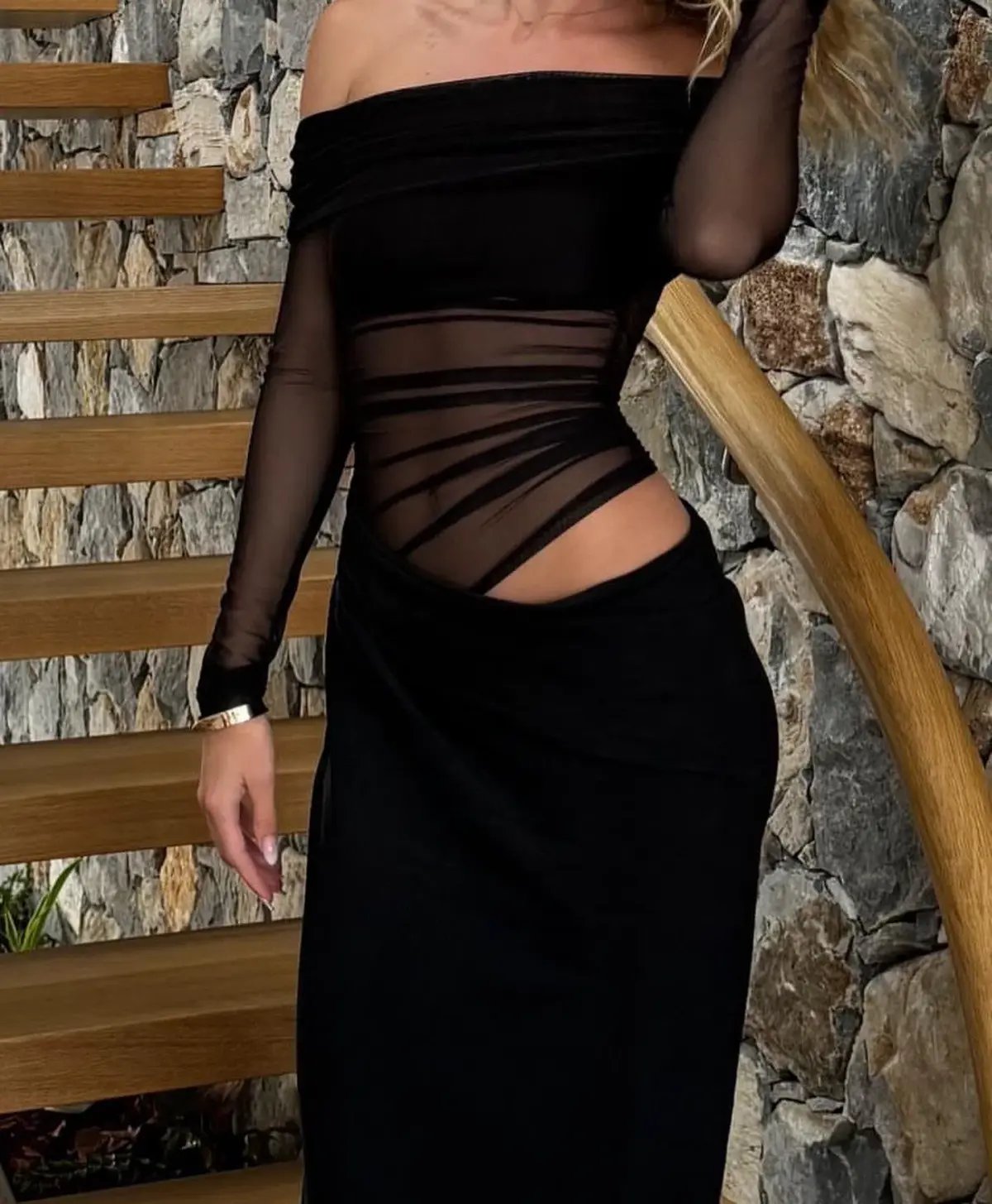 Benni Yasmin Off-Shoulder Maxi Dress Black Size 10 photo 3