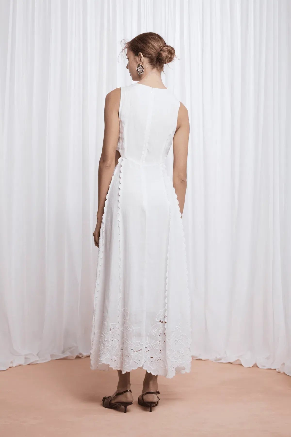 Lovaan Amelia Dress White Size 8 photo 3