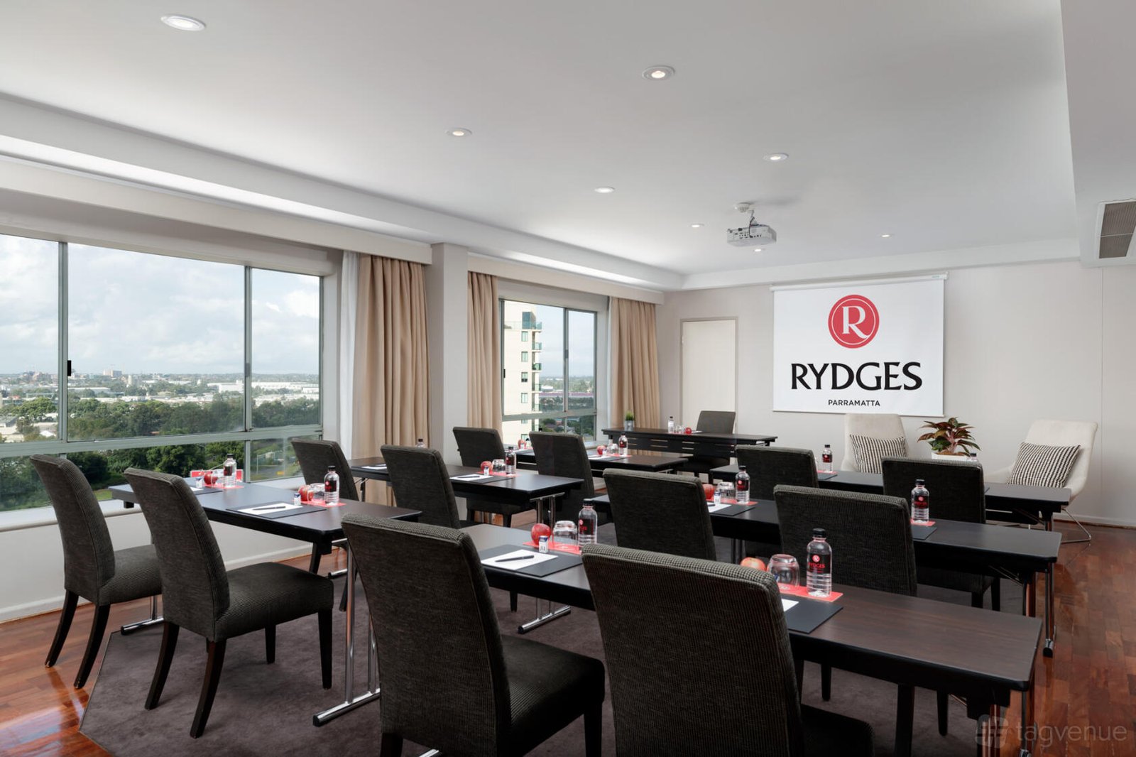 Strawberry Road at Rydges Parramatta photo 2