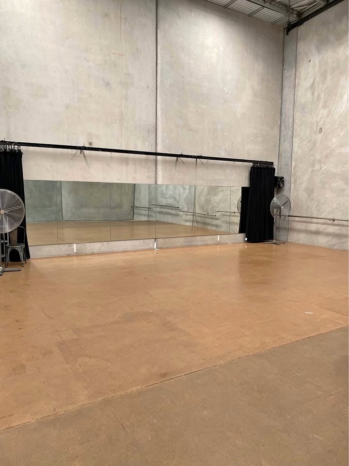 Hall for hire. Message to book. $35hr Ravenhall photo 4