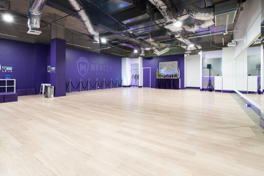 The MBassy Dance - Full Venue photo 4