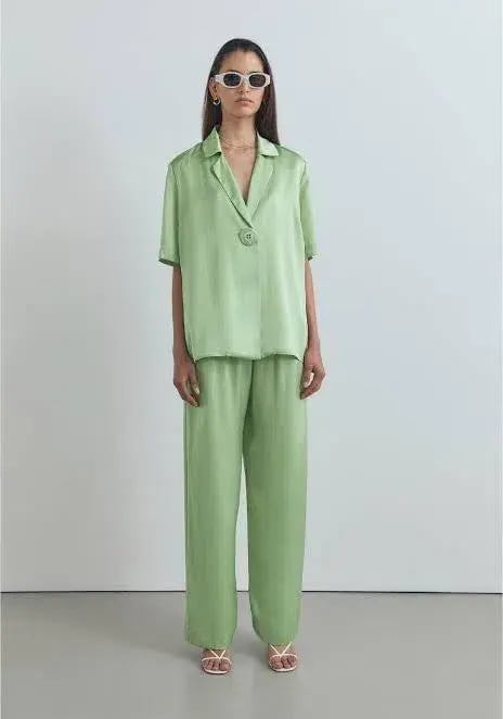 Viktoria and Woods Chorus Shirt & Pilot Pants Set Tarragon Size 1 (AU 8) photo 3