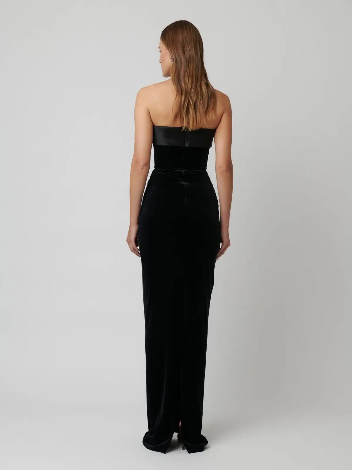 Effie Kats Monroe Gown in Black Velvet Size S / AU 8 photo 2