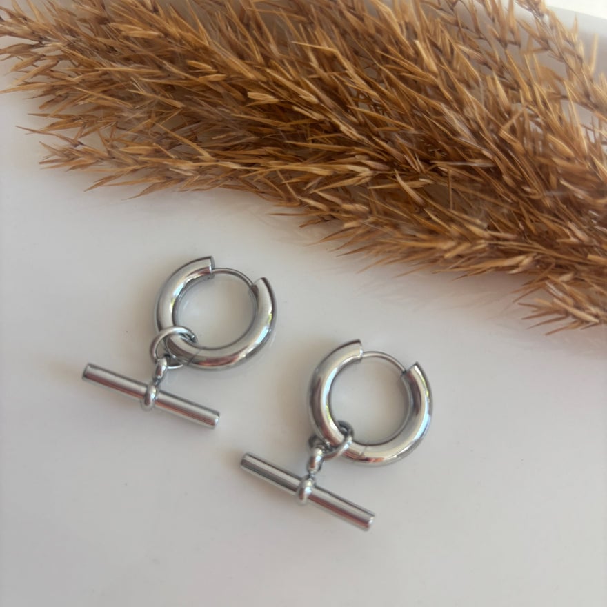 Ellery T-bar Huggie Earrings (gold & Silver) photo 2