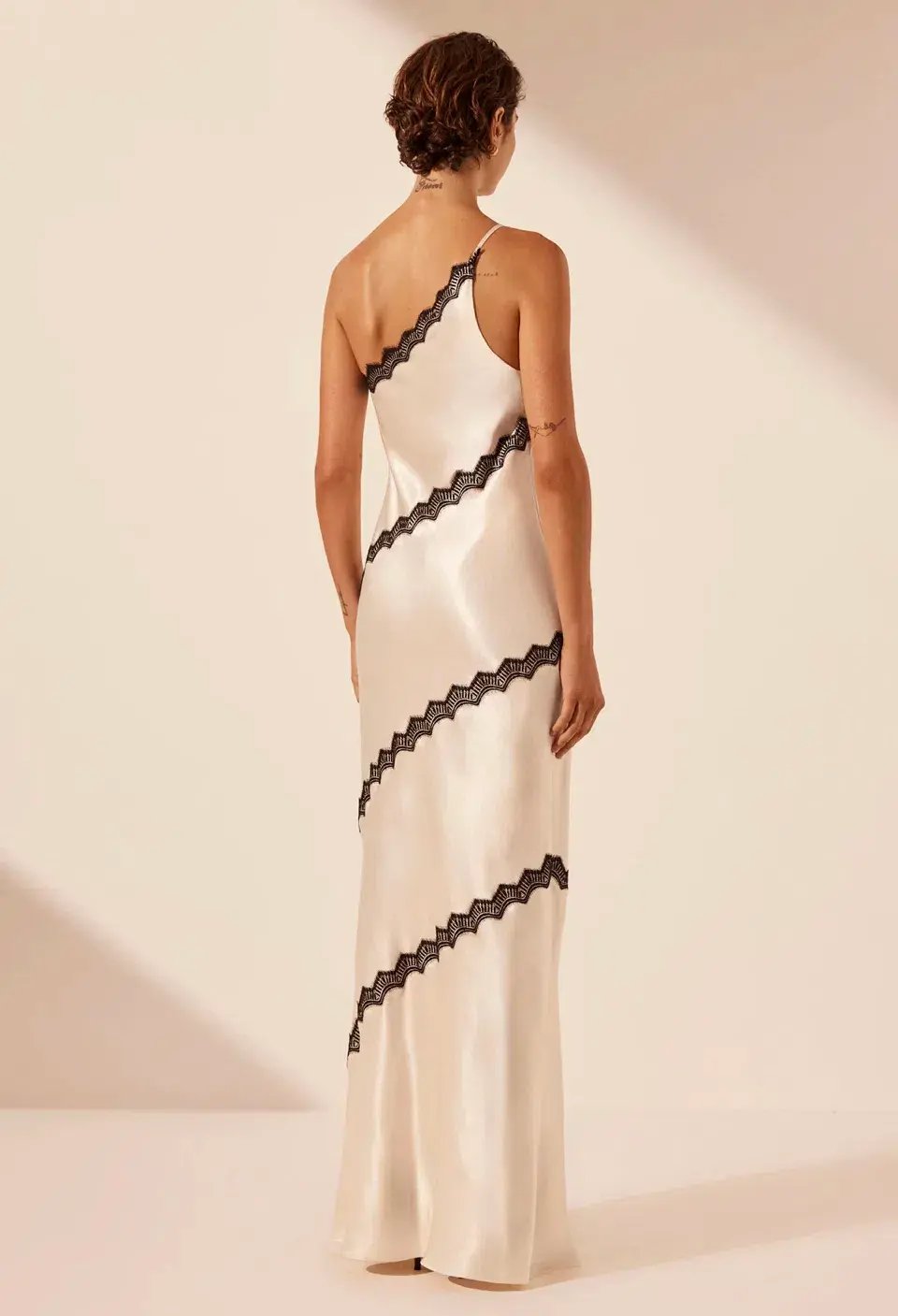 Shona Joy Camille Lace Asymmetrical Maxi Dress in Cream/Black Size 10 photo 3