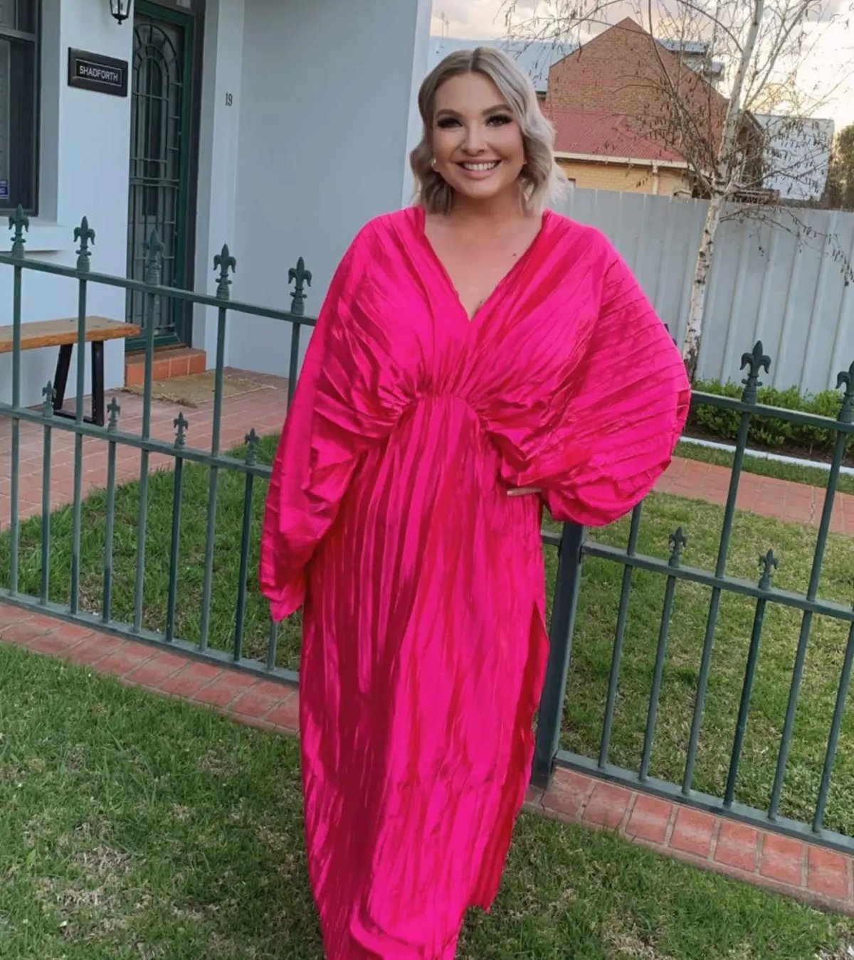 L’idée De Luxe Gown Punch Size AU 14 photo 4