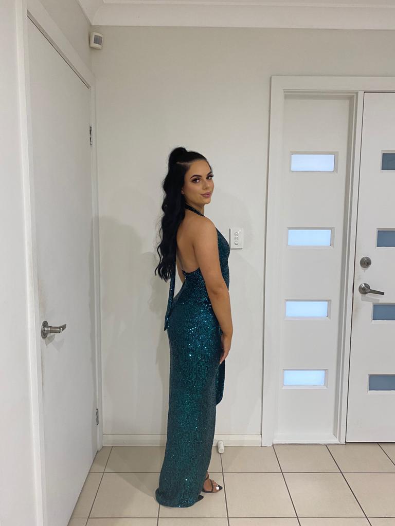 Nookie Selena Halter Gown in Emerald Green Size 10 photo 4