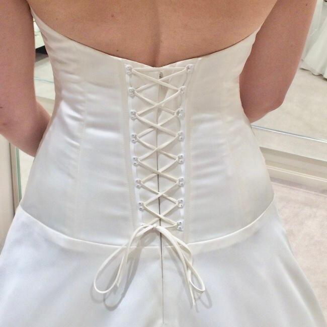 Wedding Dress photo 4