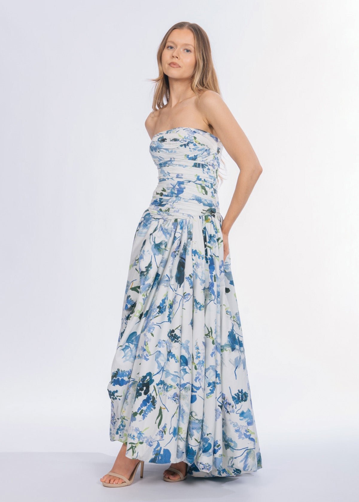 Violette Bubble Hem Maxi Dress In Lavender Print photo 3