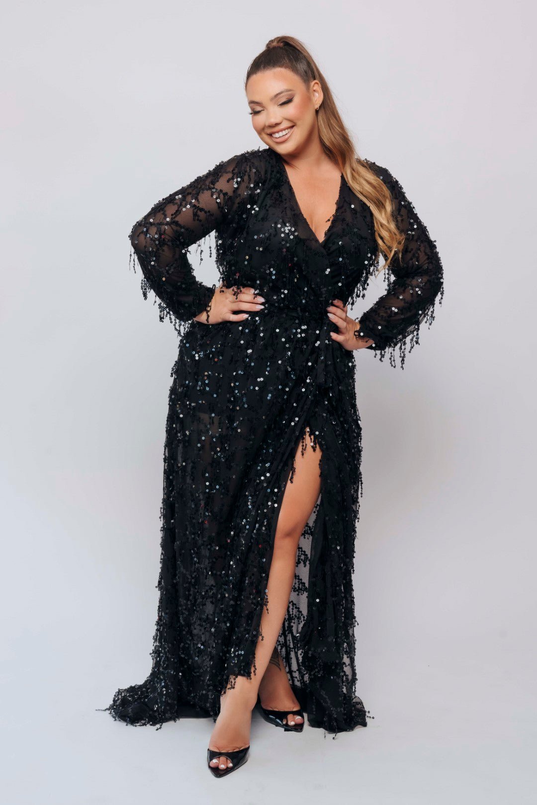 LIRA ROBE BY CONSTANTINA BLACK photo 3