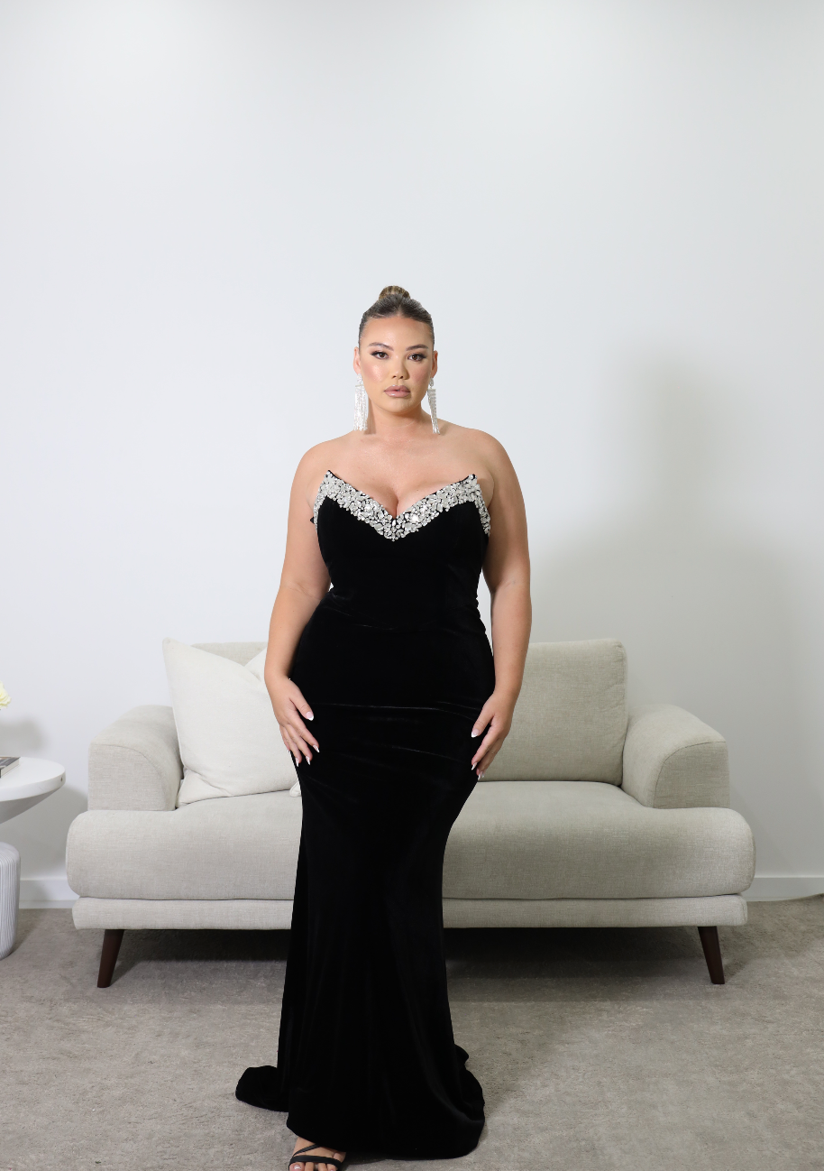 RAVEN GOWN BLACK photo 2