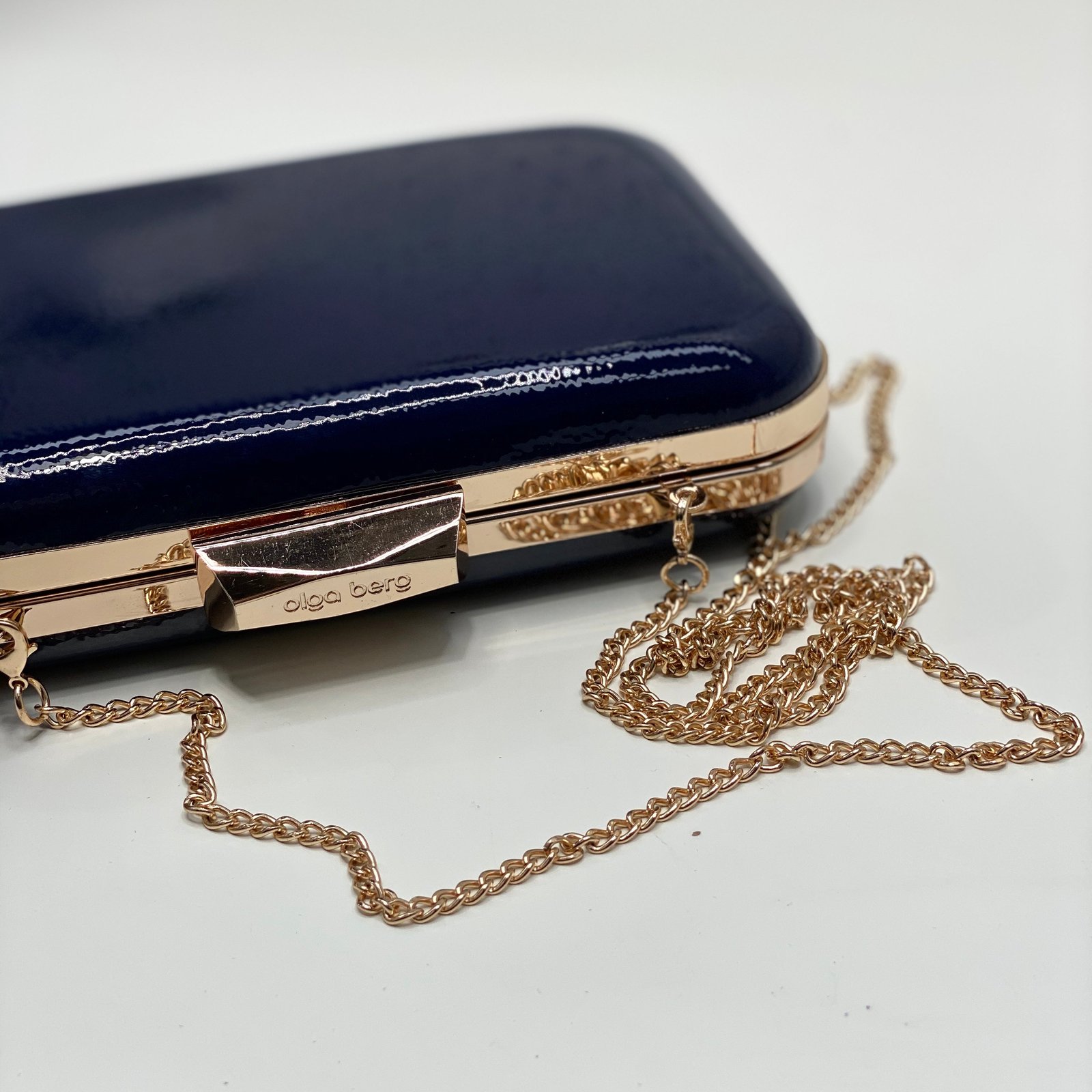 OLGA BERG PIPPA CRINKLE PATENT POD - NAVY photo 6