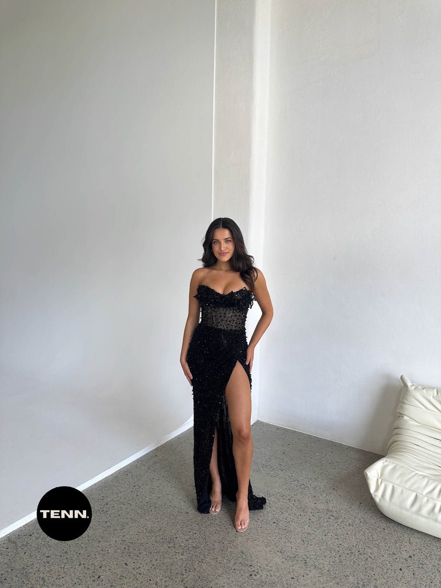 Albina Dyla Imperial Gown (black leaf gown) photo 4