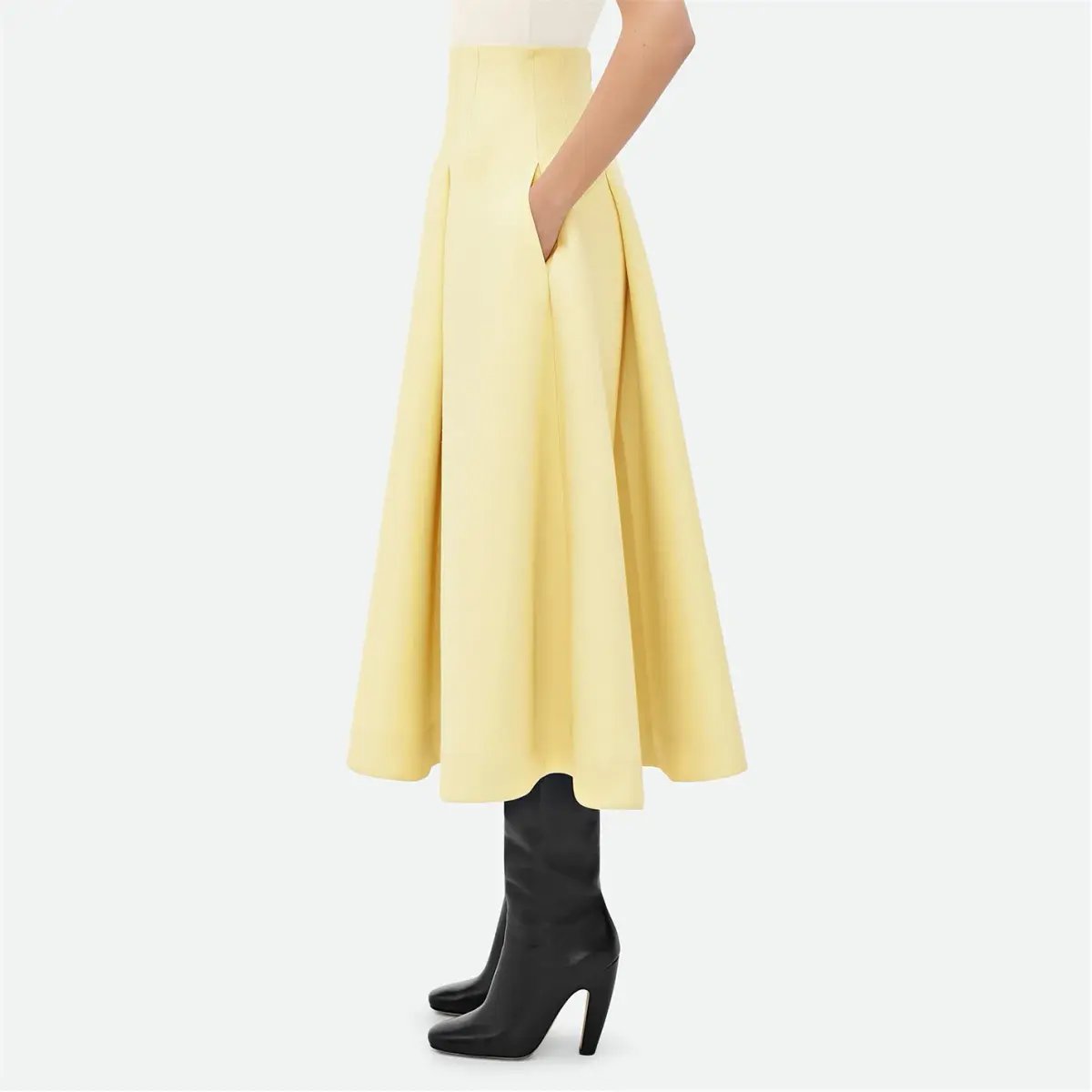 Bottega Veneta Compact-Knit Wool Midi Skirt Size 8 photo 2