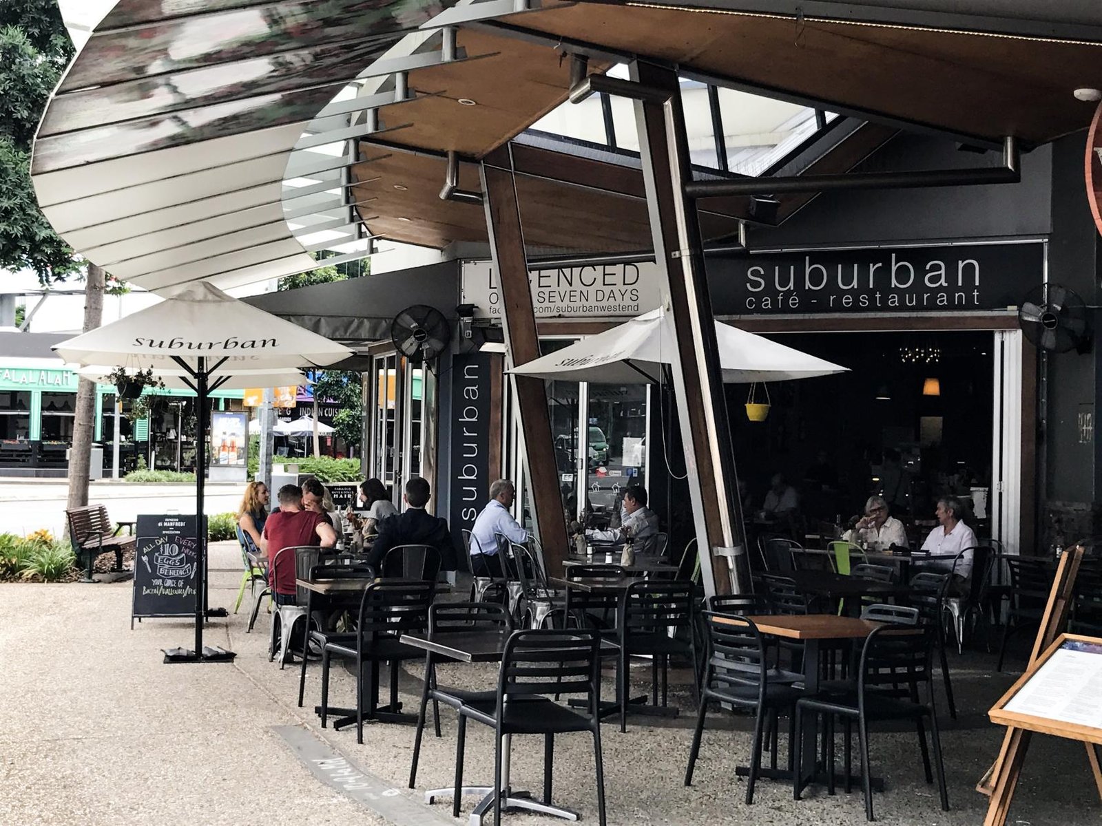 Outdoor Space at Suburban West End photo 6