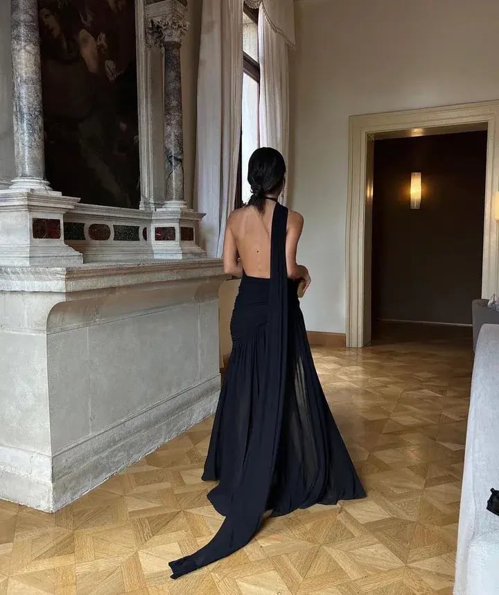 Effie Kats Venezia Gown Black Size M/Au 10 photo 3